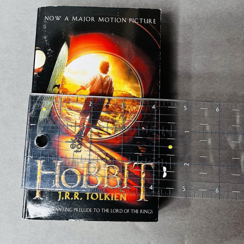 Hobbit by J. R. R. Tolkien (2012, Trade Paperback) - Picture 4 of 5